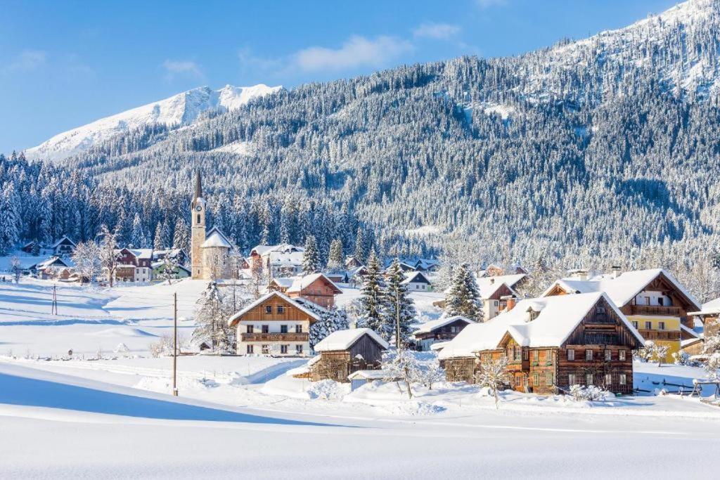 Das Almsternderl - Gemuetliche Wohnung In Gosau Luaran gambar